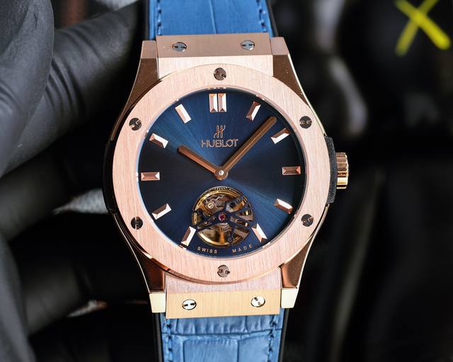 白壳 玫壳 恒宝 Hublot 兰宝石玻璃 45Mm*13Mm 头层牛皮表带 原装扣 全自动机械机芯 浓浓的金属酷感 始终带给你视觉上的冲击