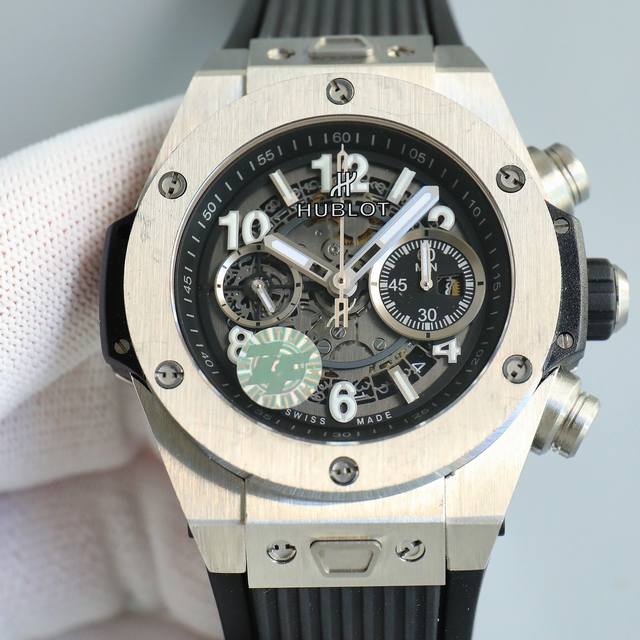 白壳 玫金 2022最新款新面出货 宇舶 恒宝 Hublot 英勇无畏，拳拳出击，简称“Hub”“恒宝”，Bigbang大爆炸元素材料计时码表v2版表壳采用进口