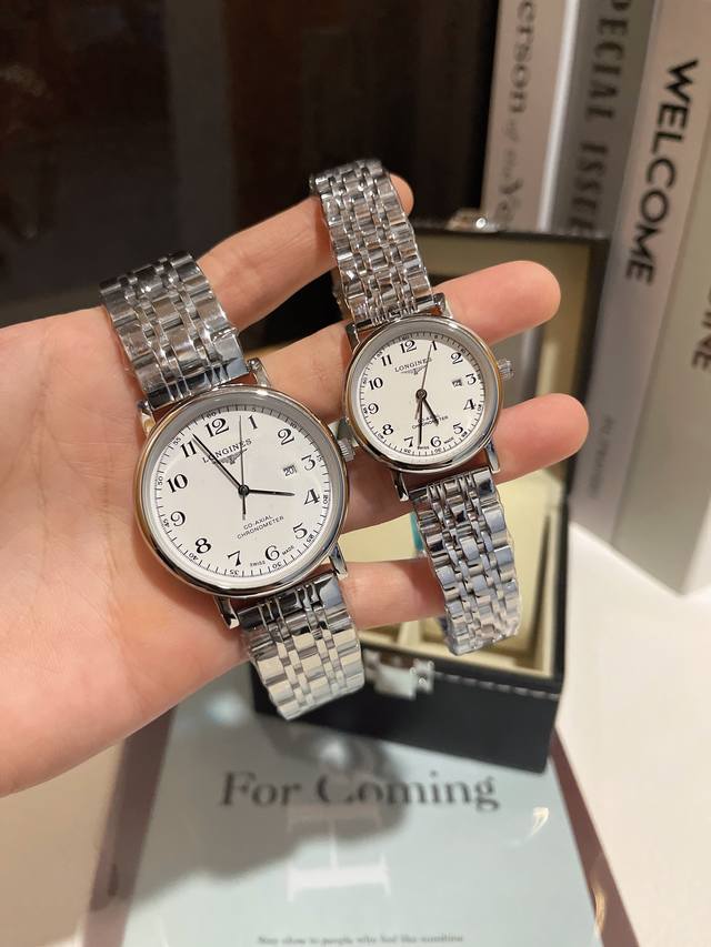 白 金 钢带加20 品牌： 浪琴-Longines 类型：情侣对表 表壳：316精钢 做工优质 表带：进口小牛皮 316精钢 两种可选 机芯：进口石英机芯 走时