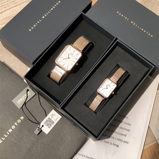 一对 Dw新款对表！范冰冰代言新品上市！纯原品质daniel Wellington，风靡全球的小方形表盘，打破圆有，复古重塑，经典混搭现代设计，气质自成一派，耀