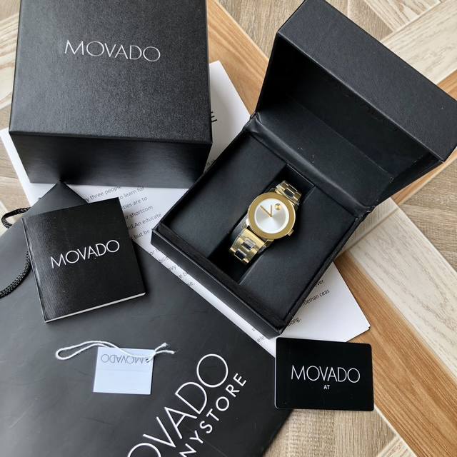 Oiginal 摩凡陀movado 波特bold经典系列，源至瑞士石英腕表，大道至简的神来之笔，简约到极致的设计才是亮点，表径~36Mm，原装瑞士石英机芯，经典