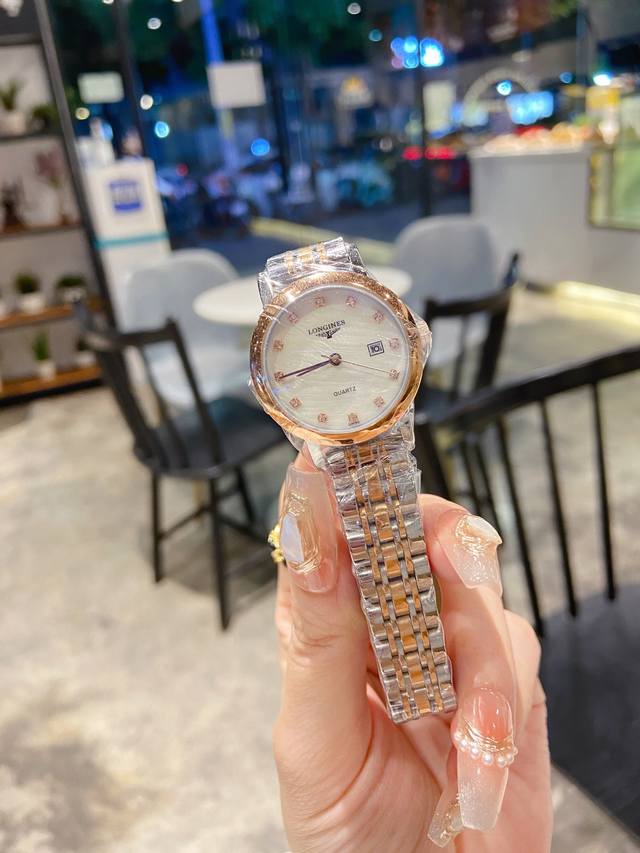 经典贝壳字面，销量冠军 Longines 浪琴品牌博雅系列女29Mm经典设计，和流利线条的完美化身，彰显着浪琴的典型特质，诠释着优雅定义进口石英机芯，走时精准，