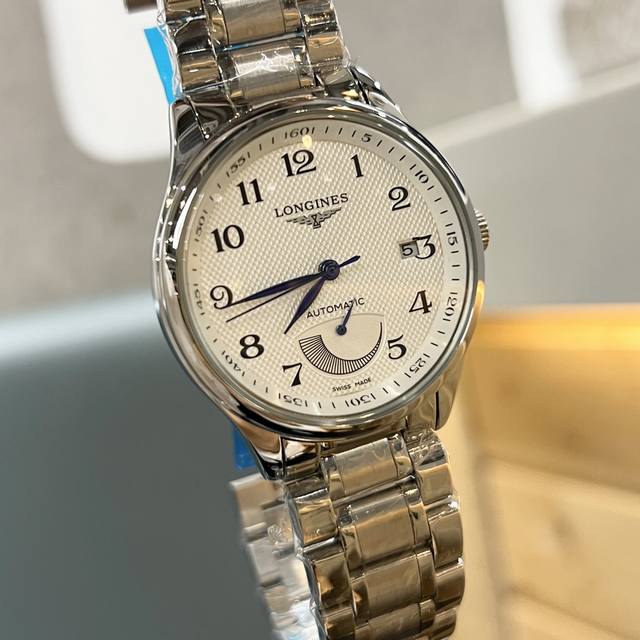 皮钢带同价 浪琴 Longines ,精品男士腕表, 名匠星辰系列，, 日月星辰昼夜交替，魅力不凡，圆润的造型使得线条看起来更加柔和，优雅的气质顿时油然而生，搭