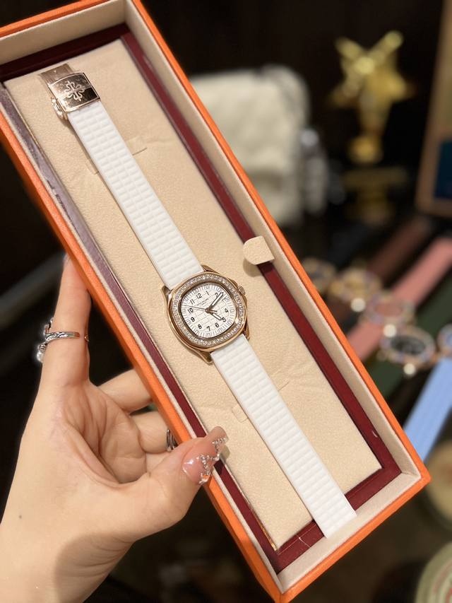 白 金 钻10 百达翡丽 5067A 手雷 石英女表 Patek Philippe--5067A全系列石英腕表，带来全网最佳的复刻产品和极致体验，确保还原正品般