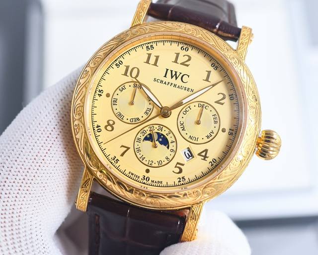 白 -金 钻+50。Tw 铁划银钩 苍劲有力 高颜值新品： Iwc~万国六针多功能高级纯手工雕花腕表-惊艳登场，为您呈现不一样的风彩。 Iwc~万国复杂功能系列