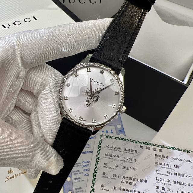 白 ／金 ］ 古驰gucci新品蜜蜂！原单品质 最超高性价！独家实拍古驰新款g Timeless Slim系列新表，整体设计太好看了，所以必须马上来这里给大家种