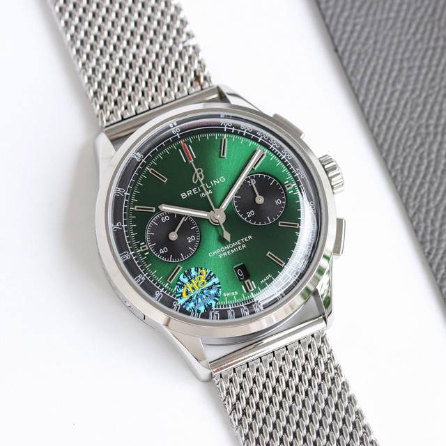 Tw新品百年灵璞雅b01计时腕表premier B01 Chronograph 吴彦祖同款 材质： 316L精钢 直径： 42毫米 厚度： 13.65毫米 表镜