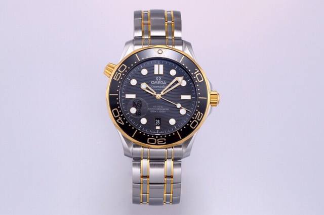 Sj出品 白壳 金壳 Vs 欧米茄 Omega Kv6 海马300米产品体验活动：体验期间买300米钢带版本赠送一副胶带扣体验礼。 东西好坏上手才知道，不要轻信