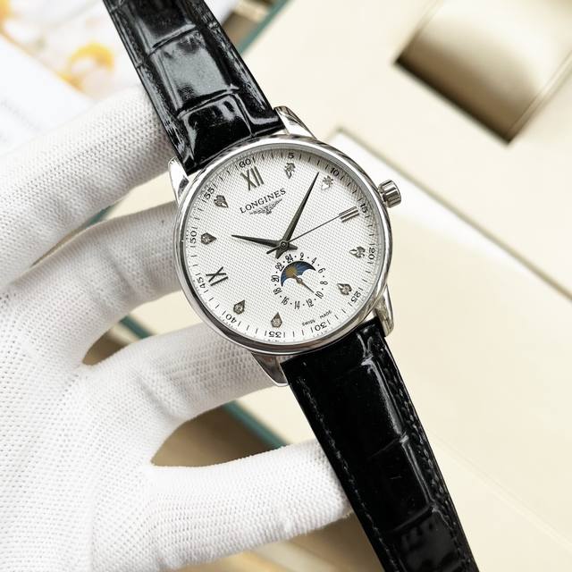 白 金 钢带+20，浪琴-Longines 精品男士腕表全新多功能设计，尊贵大气，绅士风范，卓越品质，热卖全城。采用全自动机械机芯，顶级316精钢表壳，矿物质超