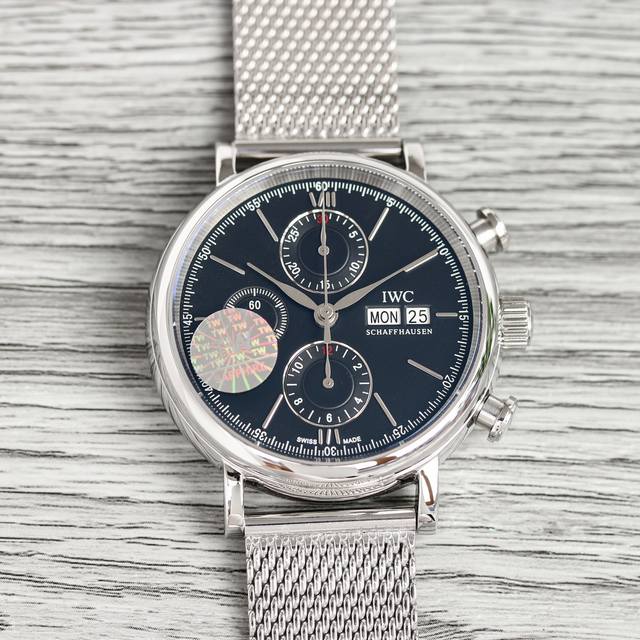 Sj出品 皮带 钢带 Tw倾情演绎 Iwc万国波涛菲诺计时腕表 Rb2 腕表尺寸42Mmx13.5Mm。完美同步正品，表壳以精钢材质打造，通过细致的抛光打磨之后