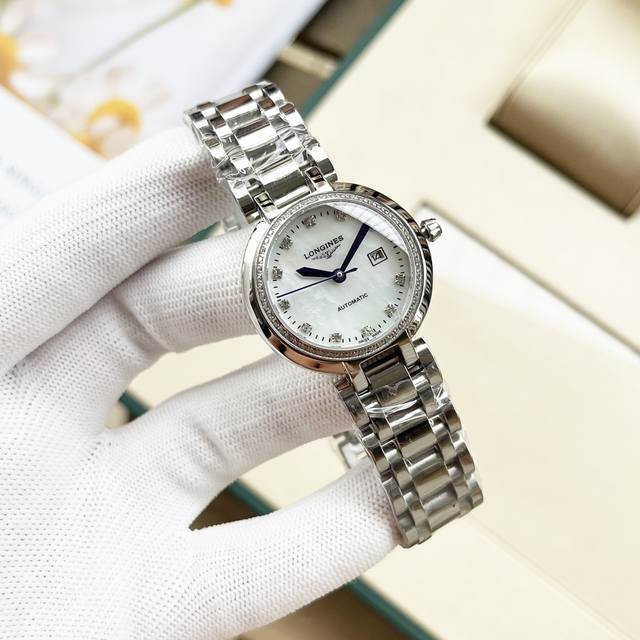 白 -金 贝面+20 钻圈+20。 实物拍摄 品牌： 浪琴-Longines 表壳：316精钢 做工优质 表带：316精钢 两种可选 机芯：进口西铁城机芯 走时