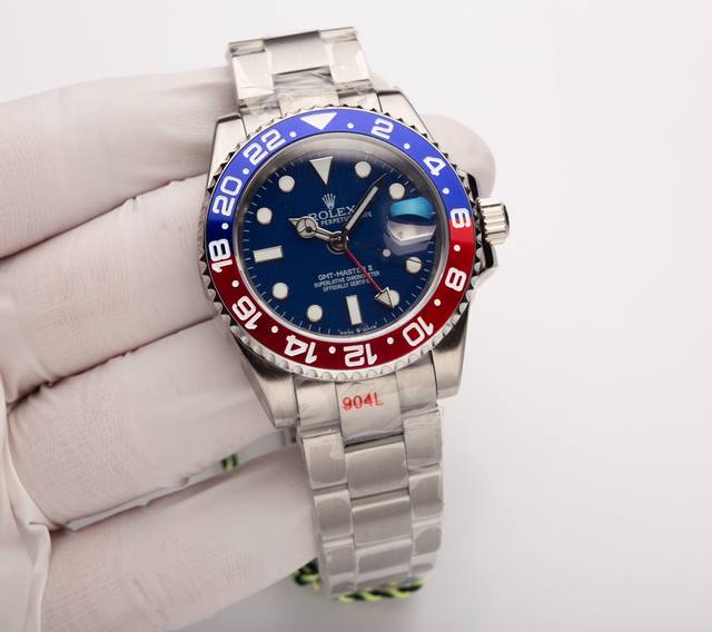 白 . 金20. Rolex 劳力士 Gmt格林尼治型 尺寸40Mm！ 机芯 搭载全新原装西铁城8215全自动机械机芯，显示双时区gmt 两地时指针，走时精准，