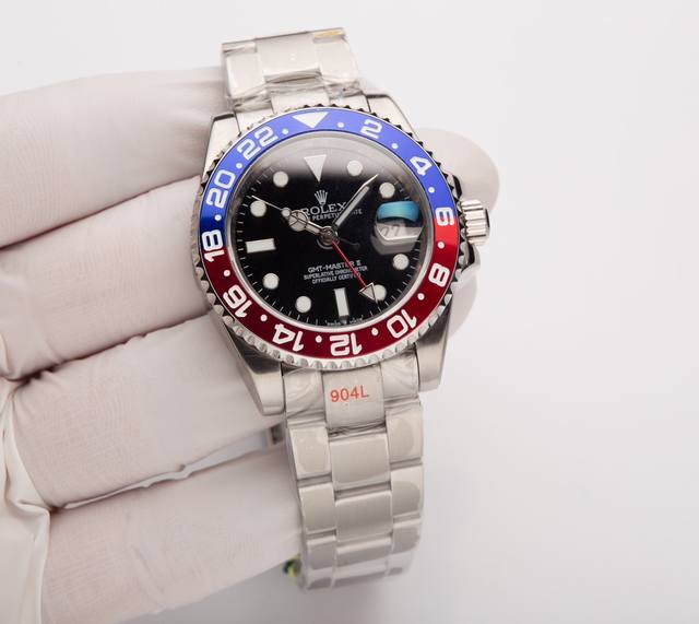 白 . 金20. Rolex 劳力士 Gmt格林尼治型 尺寸40Mm！ 机芯 搭载全新原装西铁城8215全自动机械机芯，显示双时区gmt 两地时指针，走时精准，