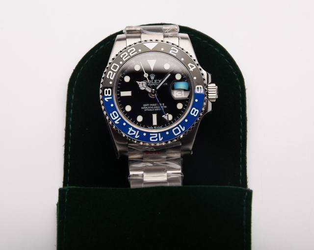 白 . 金20. Rolex 劳力士 Gmt格林尼治型 尺寸40Mm！ 机芯 搭载全新原装西铁城8215全自动机械机芯，显示双时区gmt 两地时指针，走时精准，