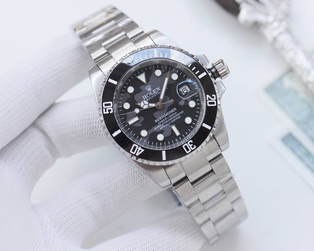 尊享价： 品牌：劳力士-Rolex 类型：男士腕表 壳套：顶级版316精钢l 表带：进口小牛皮表带 机芯：进口西铁城机芯 镜面：矿物质防刮镜面玻璃 尺寸：直径4