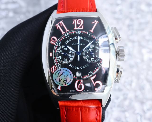 白壳 。法兰克穆勒 Franck Muller 40*52Mm 酒桶型壳身 日本多功能石英机芯 头层小牛皮表带原装针扣 独特的f M风格 只为专属打造。F17