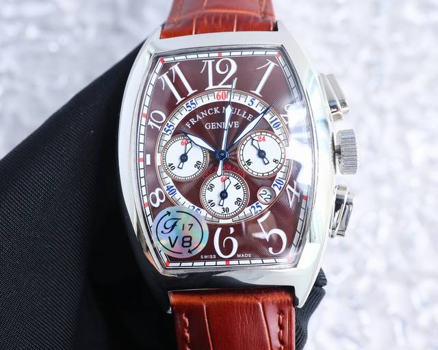 白壳 。法兰克穆勒 Franck Muller 40*52Mm 酒桶型壳身 日本多功能石英机芯 头层小牛皮表带原装针扣 独特的f M风格 只为专属打造。F17