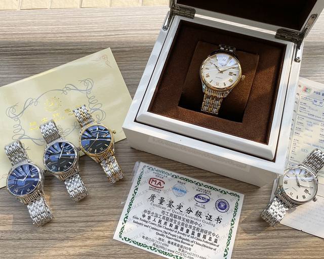 皮带白壳 金壳 钢带+20。浪琴 Longines 精品男士腕表，经典大三针设计，尊贵大气，绅士风范，卓越品质，热卖全城。采用全自动机械机芯，顶级316精钢表壳