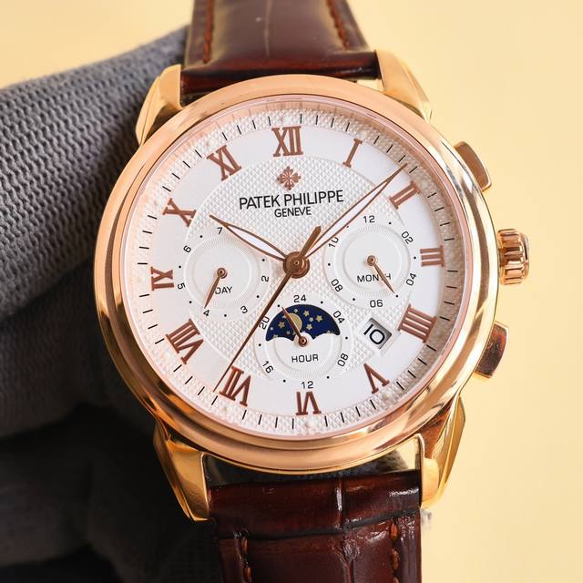 FFF金 百达翡丽Patek Philippe惊艳登场，42毫米的表径适配大众男性手寸，非常商务可亦休闲。视觉冲击力强，令人过目不忘，实物质感更加优美。 1搭配