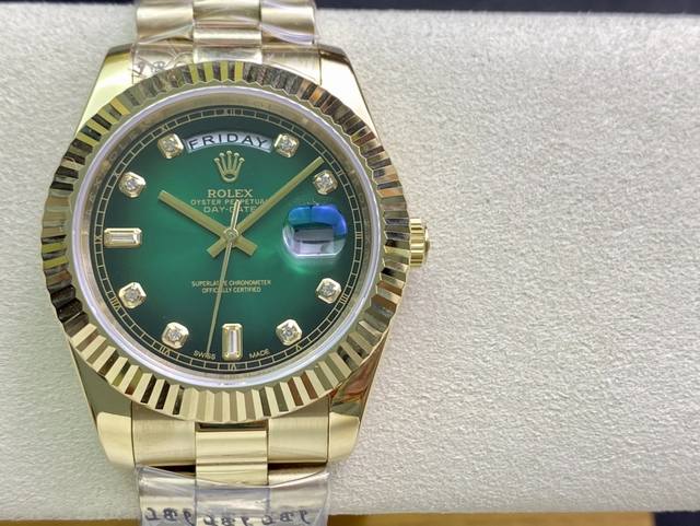 SK厂 劳力士Rolex 双历 星期日志型系列 40mm 直径 40mm 机芯 搭载全自动机械机芯 圈口 劳力士RingCommand三角坑纹 光圈 镜面 防刮