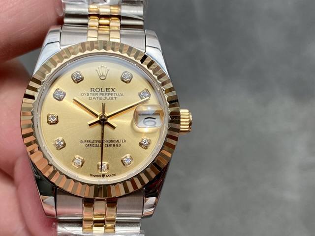 SK Factory 女款 劳力士Rolex 单历 日志型31mm 直径 31mm 机芯 搭载全自动机械机芯 圈口 劳力士RingCommand三角坑纹 光圈