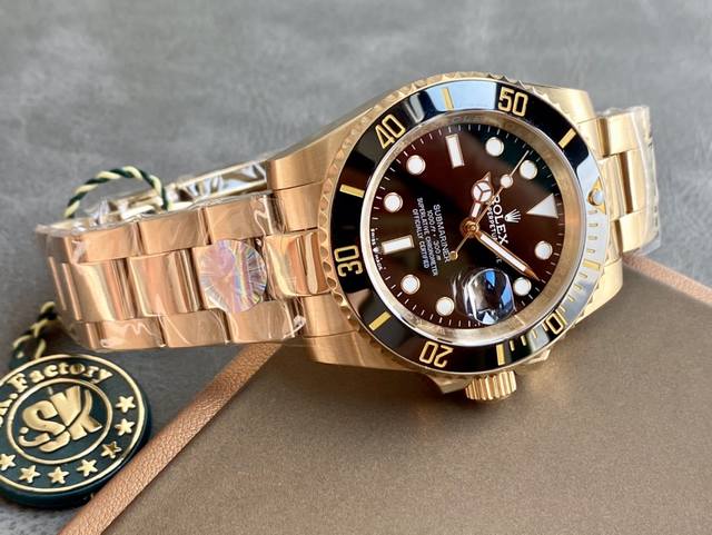 SK Factory 劳力士Rolex 全金黑水鬼SUB潜航者 直径 40mm 机芯 搭载全自动机械机芯 圈口 陶瓷圈口 镜面 防刮蓝宝石玻璃镜面 材质 进口3