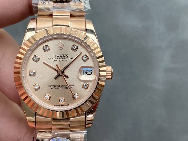 SK Factory 女款 劳力士Rolex 单历 日志型31mm 直径 31mm 机芯 搭载全自动机械机芯 圈口 劳力士RingCommand三角坑纹 光圈