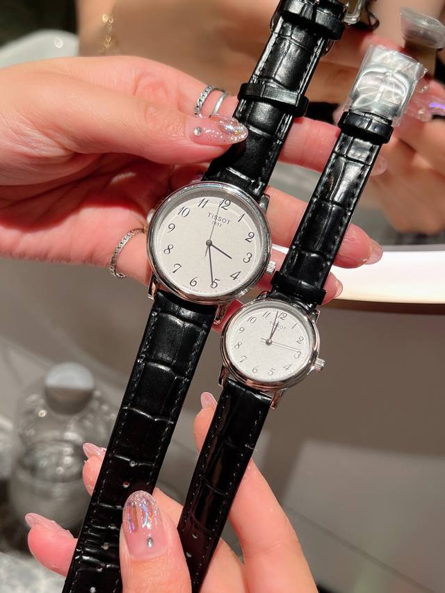 FFF金 钢带10 天梭TISSOT 全新卡森臻我系列情侣对表，刘亦菲黄晓明倾情代言。臻我 寓意每时每刻做真实的自己。每一种身份，皆是兴之所至。每一年真我，都独