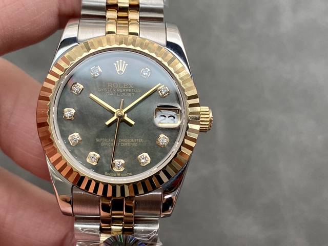 Sk Factory 女款 劳力士rolex 单历 日志型31Mm 直径 31Mm 机芯 搭载全自动机械机芯 圈口 劳力士ringcommand三角坑纹 光圈