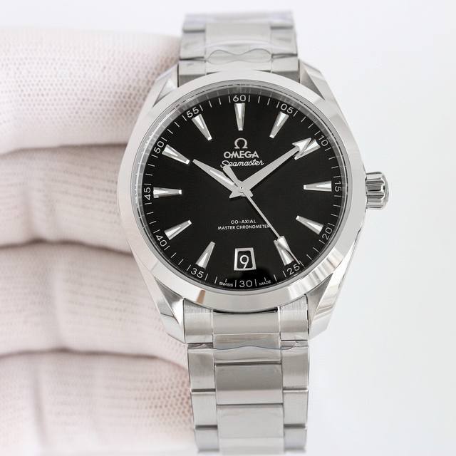 胶钢同价： Kg厂出品 海马150米 Aqua Terra 天文台 41Mm 2024新款黑塘瓷表面 1: 市场独家天然胶带 可胶带 钢带自由选择。 2: 精钢