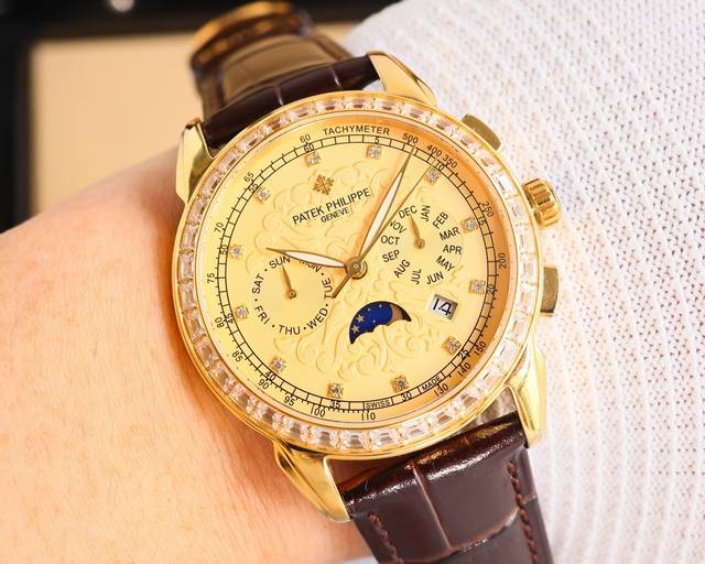 白 -金 百达翡丽patek Philippe惊艳登场，42毫米的表径适配大众男性手寸，非常商务可亦休闲。视觉冲击力强，令人过目不忘，实物质感更加优美。 1搭配