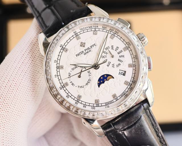 白 -金 百达翡丽patek Philippe惊艳登场，42毫米的表径适配大众男性手寸，非常商务可亦休闲。视觉冲击力强，令人过目不忘，实物质感更加优美。 1搭配