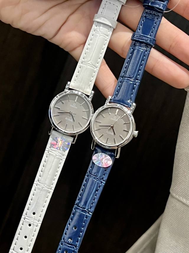 皮带白 枚 #中古欧米茄 Vintage西洋longines简约小金豆，简直太别致了！小尺寸26Mm低调又不失细节的美，表盘刻度也太纤细秀气了吧！复古独特，上手