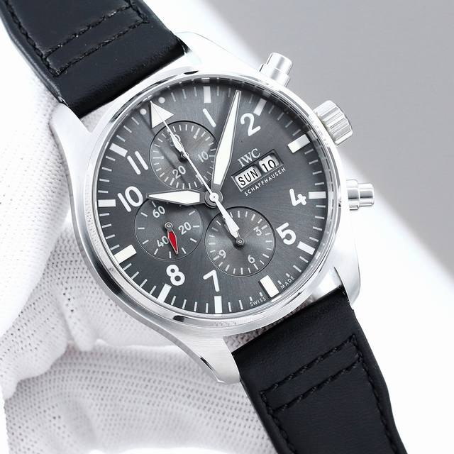 皮 布带 钢带 Tw新品！ Iwc 万国飞行员系列Iw378003. 1.腕表采用玫高科技镀金，做工成熟，线条清晰而富有立体感，颜色搭配和谐，非常百搭。 2.与