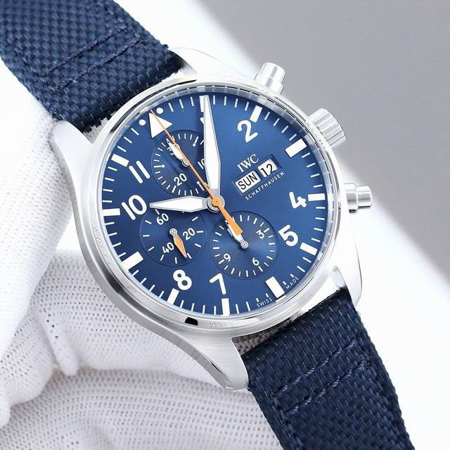 皮 布带 钢带 Tw新品！ Iwc 万国飞行员系列Iw378003. 1.腕表采用玫高科技镀金，做工成熟，线条清晰而富有立体感，颜色搭配和谐，非常百搭。 2.与