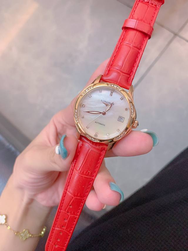 浪琴－Longines 新款女装机械腕表 进口西铁城8215机芯 316L精钢表壳 精钢结合陶瓷表带 蓝宝石玻璃镜面 直径34Mm 厚度11Mm 生活节奏 尽在