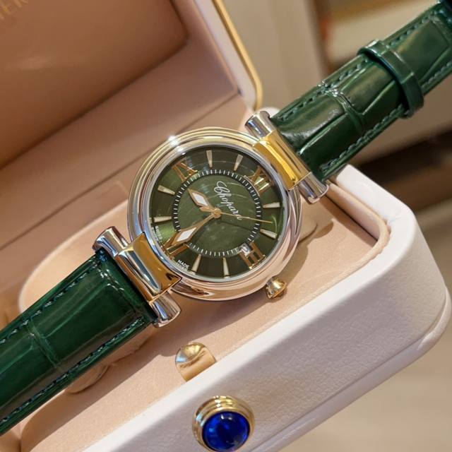 金+20 萧邦 肖邦Chopard Imperiale 系列腕表。全套316精钢材质，此表款全手工镶嵌施华洛世奇水晶钻，成为了美式奢侈生活风格的代表！石英机芯以