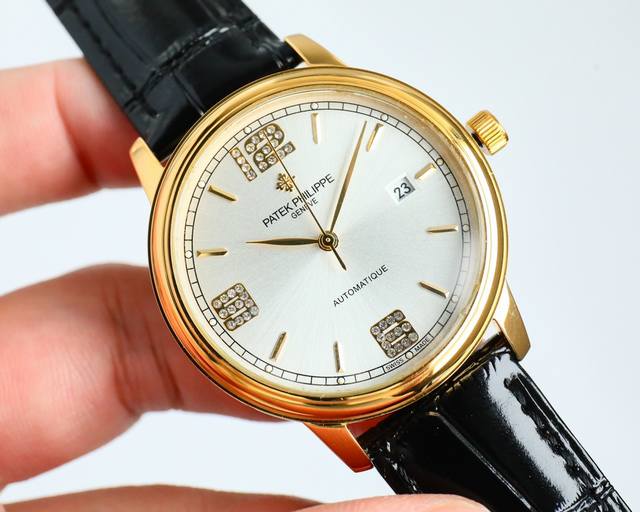 金+50 〔最新爆火百达翡丽 Patek Philippe 采用独特的表盘设计 搭配而来的是更高档奢华的腕表， 初识百达翡丽必憧憬有朝一日能拥有它，戴上百达必顺