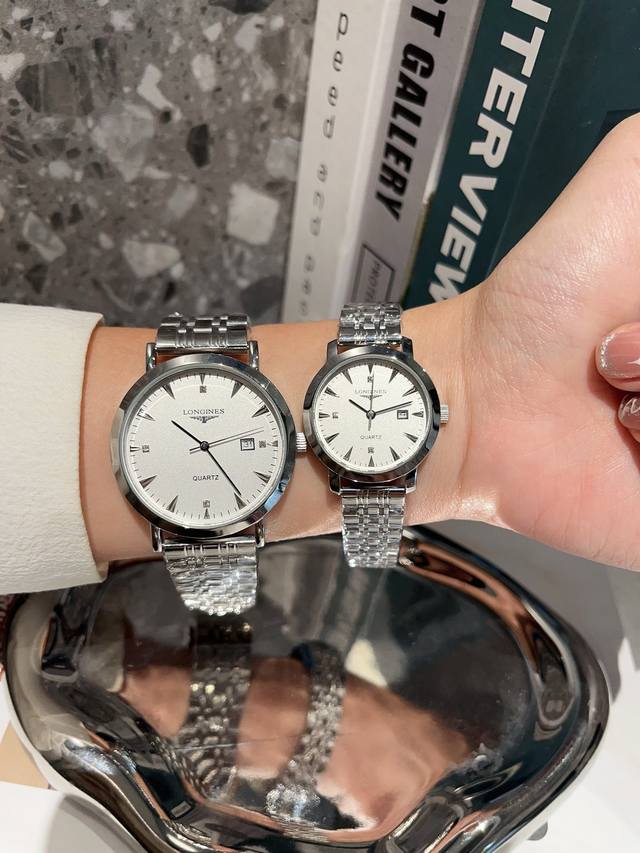 金+20钢带+20。 最新经典浪琴-Longines 情侣对表 原装进口石英机芯 钢化玻璃 316L精钢表壳 直径男40Mm女30Mm 厚8Mm如果今天的阳光停