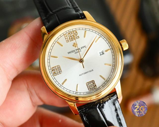 金壳+50 〔最新爆火百达翡丽 Patek Philippe 采用独特的表盘设计 搭配而来的是更高档奢华的腕表， 初识百达翡丽必憧憬有朝一日能拥有它，戴上百达必