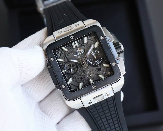 全新核心作品 Hublot 宇舶表荣耀发布全新Square Bang Unico腕表 恒宝方形大爆炸 精钢打造轻盈贴手舒适 不计成本采用蓝宝石玻璃 采用源自Bi