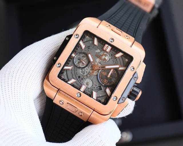 全新核心作品 Hublot 宇舶表荣耀发布全新Square Bang Unico腕表 恒宝方形大爆炸 精钢打造轻盈贴手舒适 不计成本采用蓝宝石玻璃 采用源自Bi