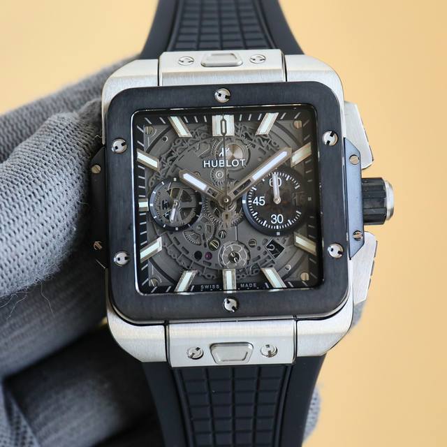 全新核心作品 Hublot 宇舶表荣耀发布全新Square Bang Unico腕表 恒宝方形大爆炸 精钢打造轻盈贴手舒适 不计成本采用蓝宝石玻璃 采用源自Bi