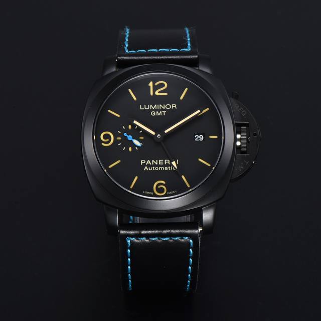 沛纳海--Panerai 类型：男士顶级腕表 机芯：有全自动上海机械机芯 表壳：316L精钢表壳 镜面：矿物强化防摔玻璃 皮带：真牛皮表带 尺寸：直径44Mm，