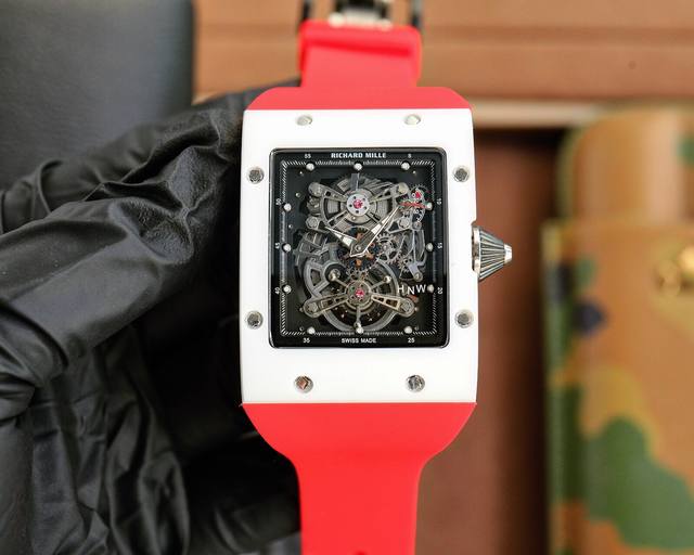 理查德米勒 Richard Mille 全新陶瓷工艺时尚更前卫镂空设计最新特别款 矿物质防刮镜面玻璃 配置316L精钢表壳 耐磨天然进口橡胶表带 全自动进口机械