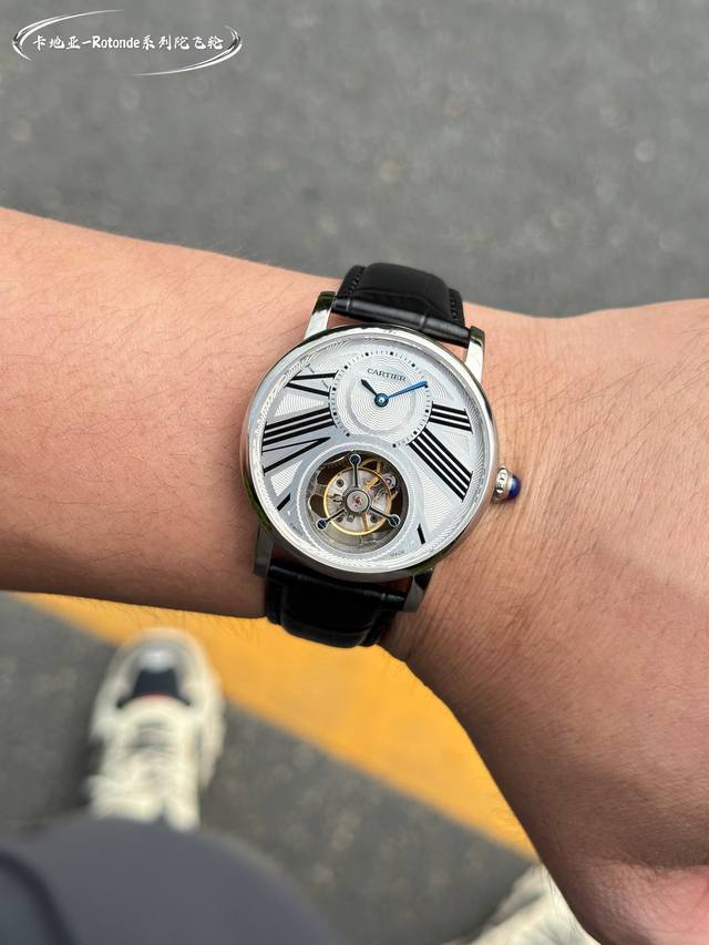 金白同价： 品鉴:Rotonde De Cartier Tourbillon Cadran Love陀飞轮 卡地亚Rotonde De Cartier Tour