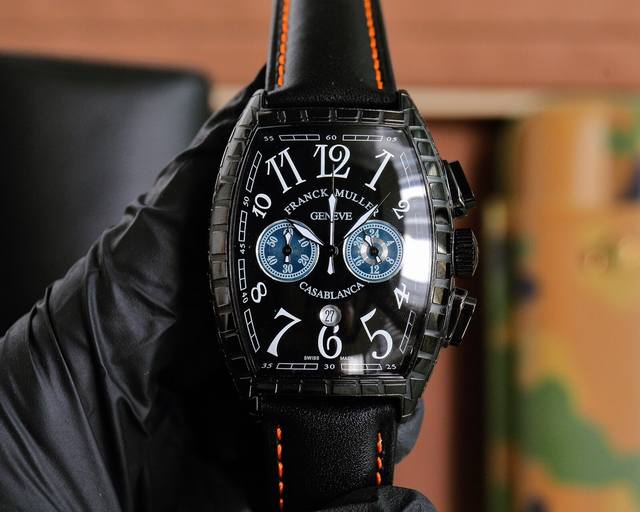 白壳 玫黑 法兰克穆勒 Franck Muller 40*52Mm 酒桶型壳身 日本多功能石英机芯 头层小牛皮表带原装针扣 独特的F M风格 只为专属打造