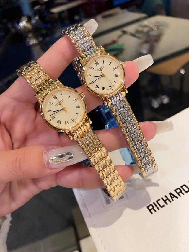 钢带白 金 #中古浪琴小金表 浪琴中古表，Vintage西洋Longines简约小金豆，简直太别致了！小尺寸26Mm低调又不失细节的美，表盘刻度也太纤细秀气了吧