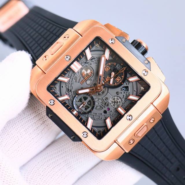 统一价： 全新核心作品 Hublot 宇舶表荣耀发布全新Square Bang Unico腕表 恒宝方形大爆炸 精钢打造轻盈贴手舒适 不计成本采用蓝宝石玻璃 采