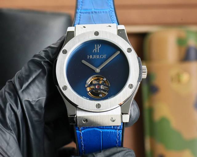 白壳 玫黑 恒宝 Hublot 玻璃 45Mm*13Mm 头层牛皮表带 原装扣 全自动机械机芯 浓浓的金属酷感 始终带给你视觉上的冲击